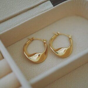 ANMIRAJEWELS Twisted Hoop Earrings